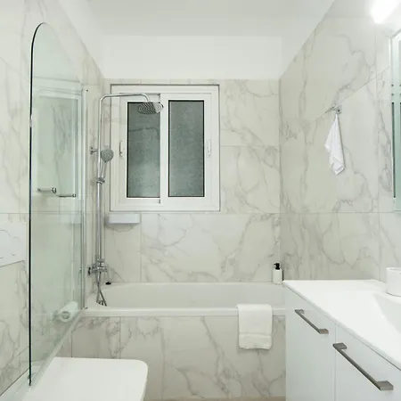 Lägenhet Gio Center