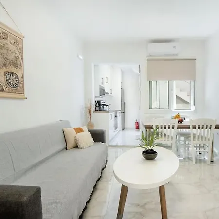 Apartamento Gio Center