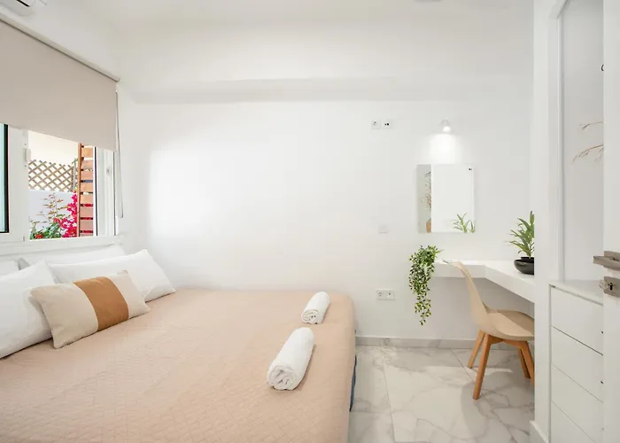 Gio Center Родос